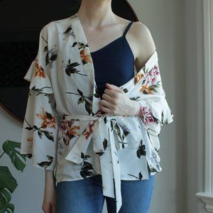 Azalea white floral kimono-style jacket